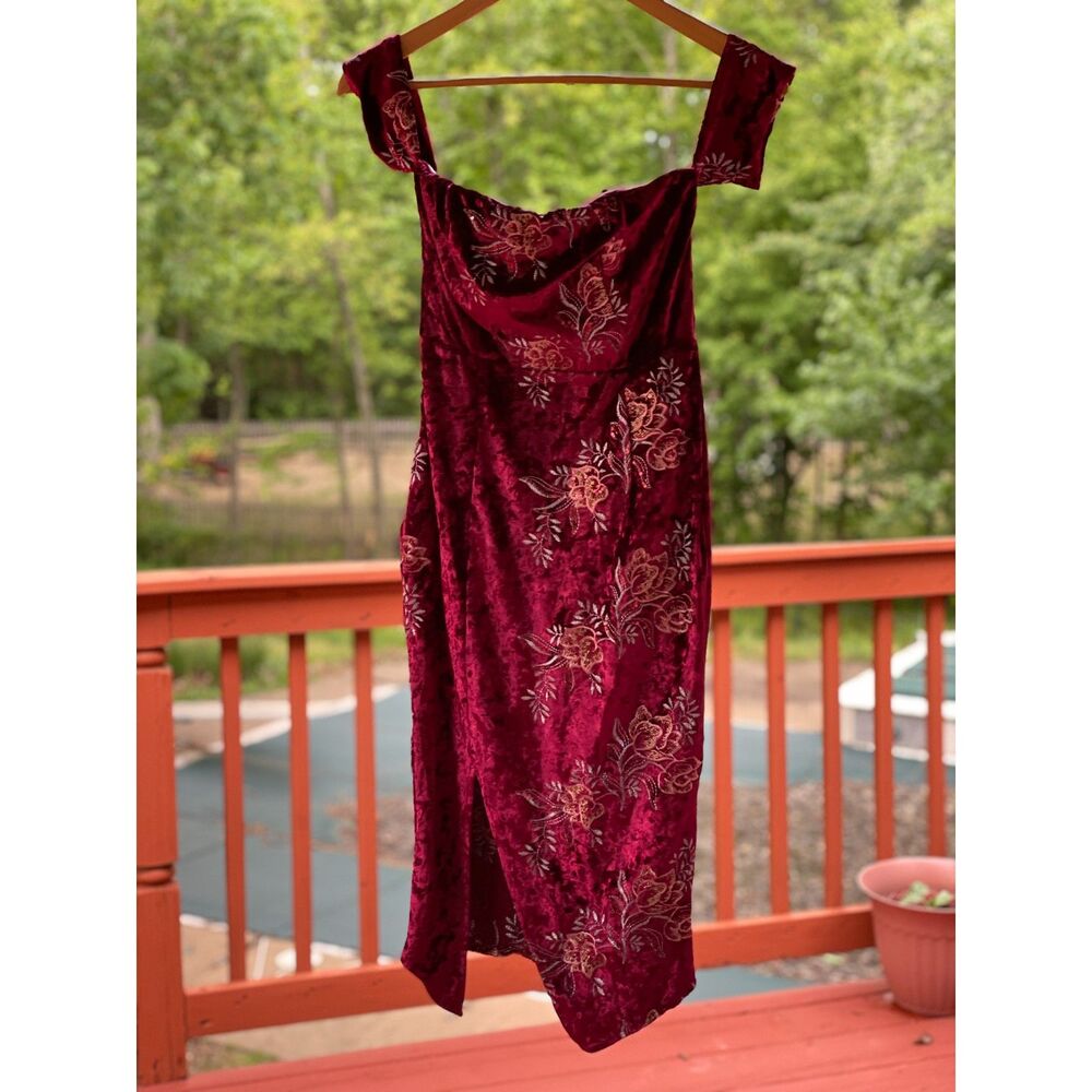 Vintage Velvet Embroidered Dress | Romantic Floral stylish 90s Y2K Midi | S